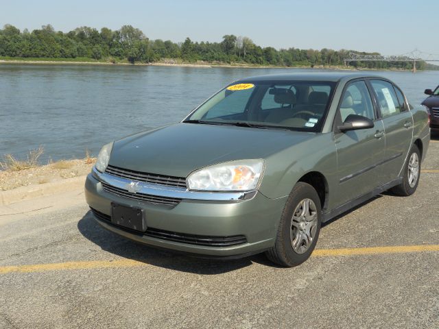 Chevrolet Malibu 2004 photo 3