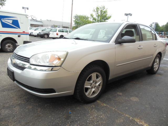 Chevrolet Malibu 2004 photo 3