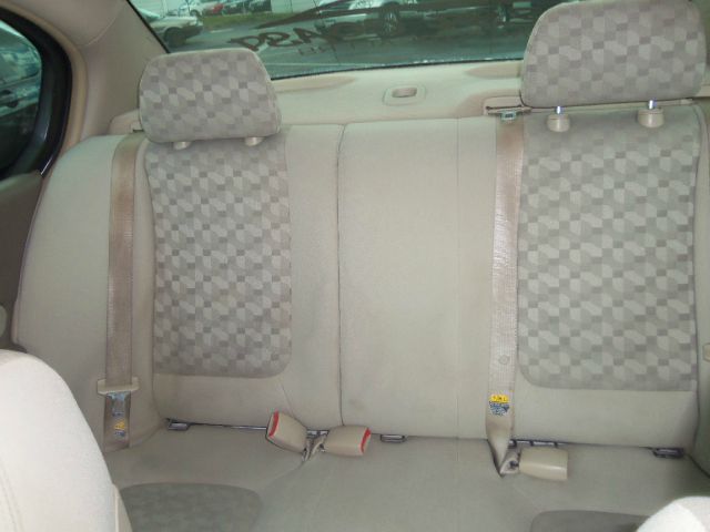 Chevrolet Malibu 2004 photo 3