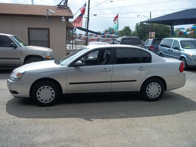 Chevrolet Malibu 2004 photo 20