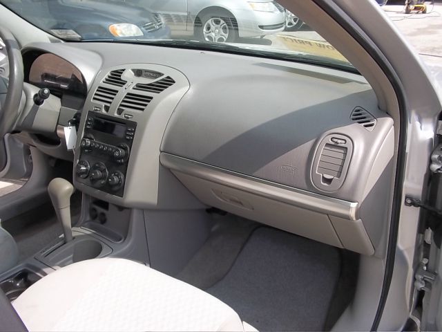 Chevrolet Malibu 2004 photo 23