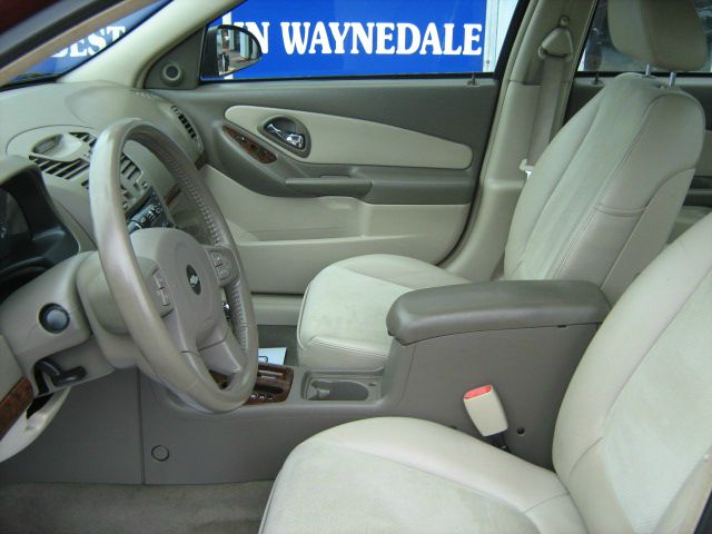 Chevrolet Malibu 2004 photo 3