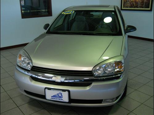 Chevrolet Malibu 2004 photo 3