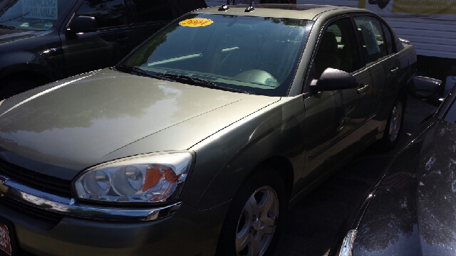 Chevrolet Malibu 2004 photo 1