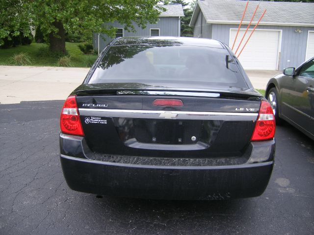 Chevrolet Malibu 2004 photo 6