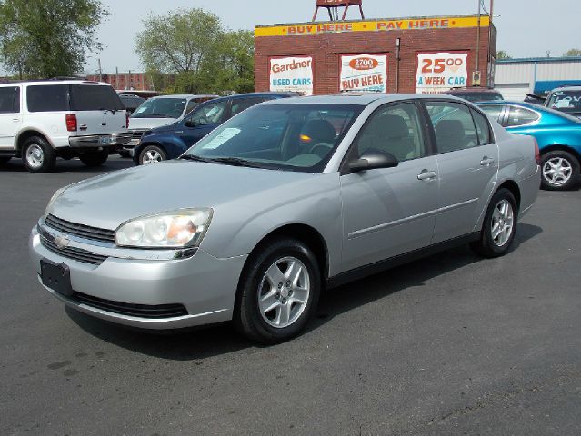 Chevrolet Malibu 2004 photo 3