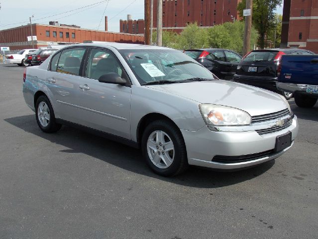 Chevrolet Malibu 2004 photo 4