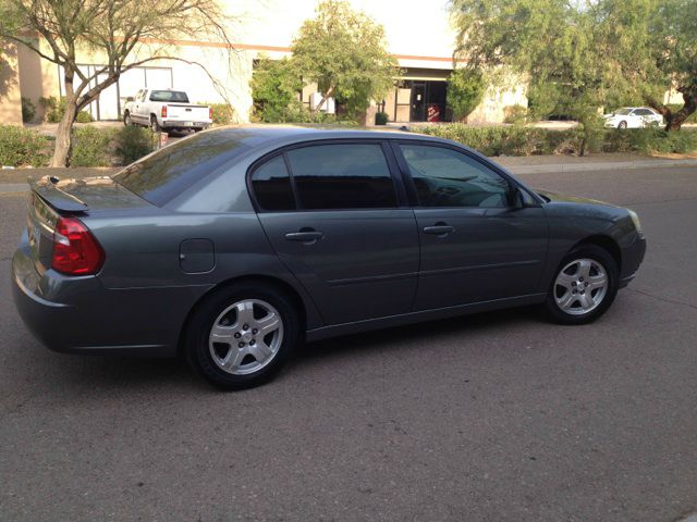 Chevrolet Malibu 2004 photo 1