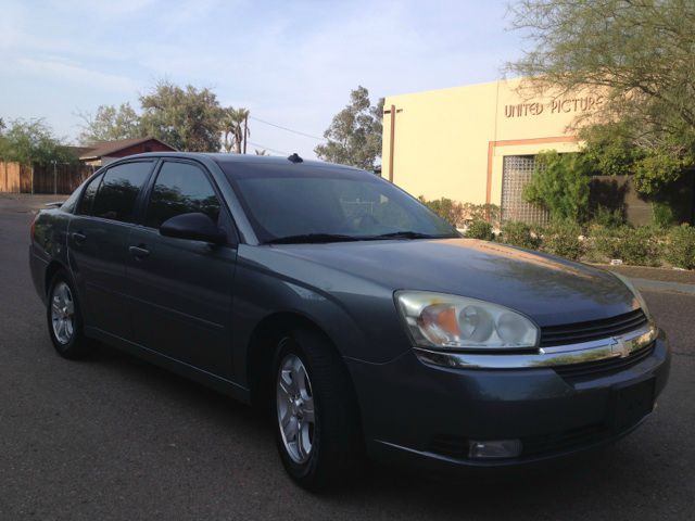 Chevrolet Malibu 2004 photo 3