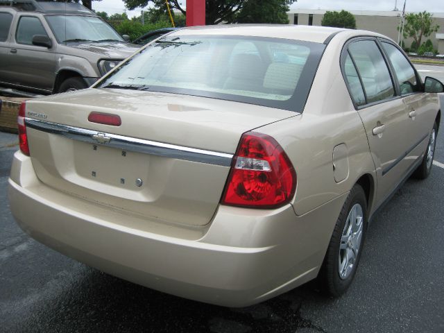 Chevrolet Malibu 2005 photo 3