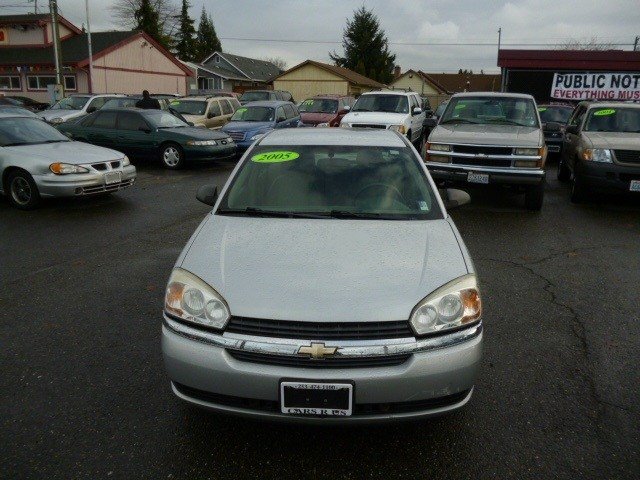 Chevrolet Malibu 2005 photo 3