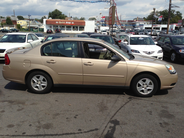 Chevrolet Malibu 2005 photo 2