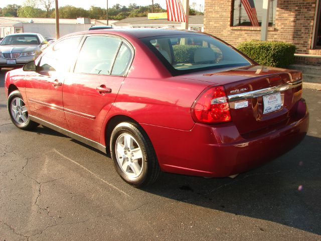 Chevrolet Malibu 2005 photo 2