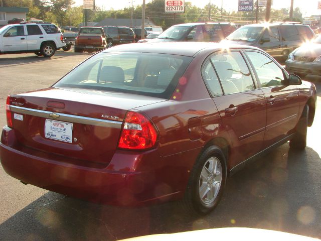 Chevrolet Malibu 2005 photo 3