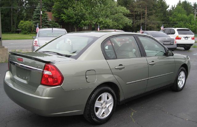 Chevrolet Malibu 2005 photo 3