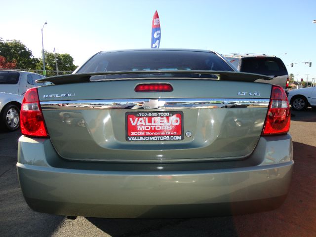 Chevrolet Malibu 2005 photo 2