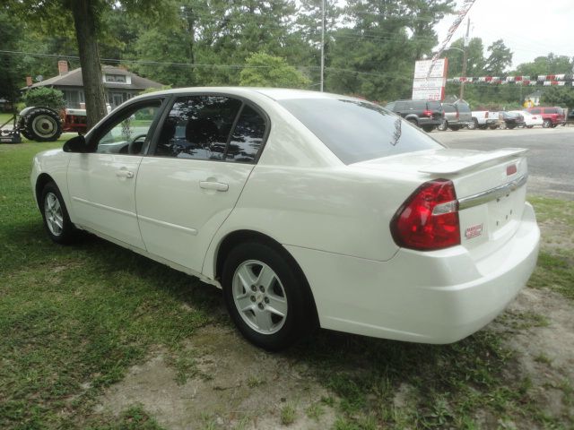 Chevrolet Malibu 2005 photo 2