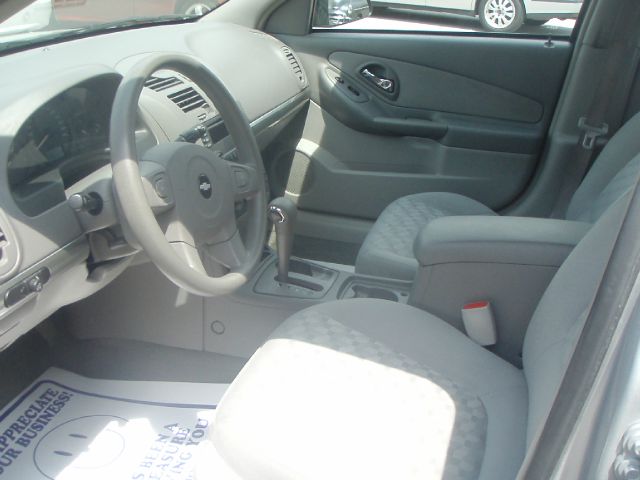 Chevrolet Malibu 2005 photo 3