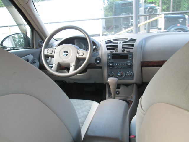 Chevrolet Malibu 2005 photo 2