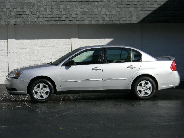 Chevrolet Malibu 2005 photo 3