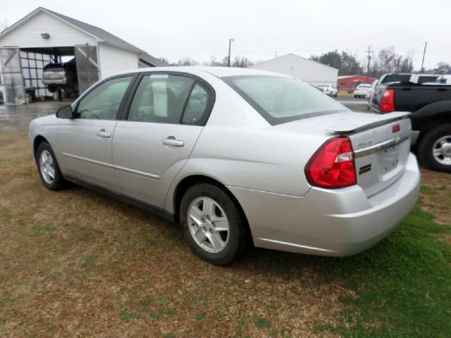 Chevrolet Malibu 2005 photo 2