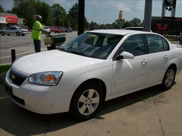 Chevrolet Malibu SL1 Sedan