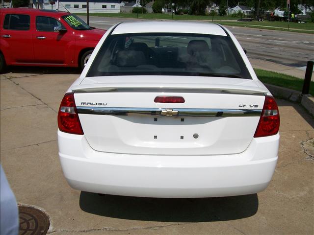 Chevrolet Malibu 2006 photo 3