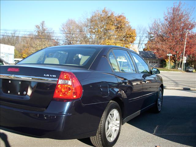 Chevrolet Malibu 2006 photo 2