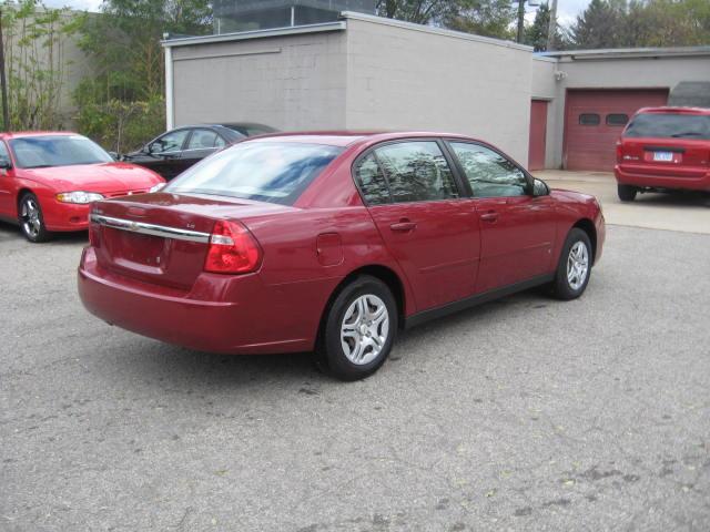 Chevrolet Malibu 2006 photo 2