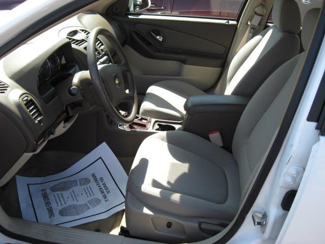 Chevrolet Malibu 2006 photo 2