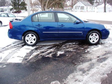 Chevrolet Malibu SL1 Sedan