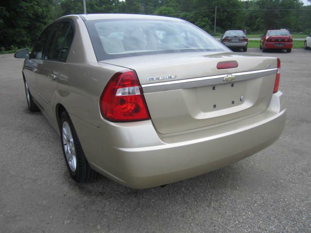 Chevrolet Malibu 2006 photo 2