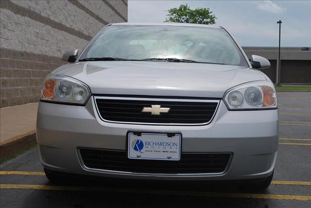 Chevrolet Malibu SL1 Sedan