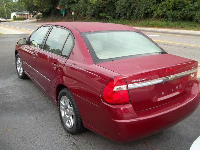 Chevrolet Malibu 2006 photo 2