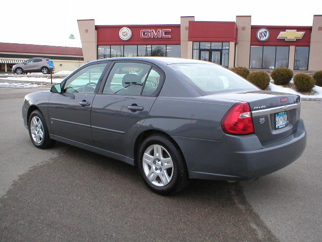 Chevrolet Malibu 2007 photo 2