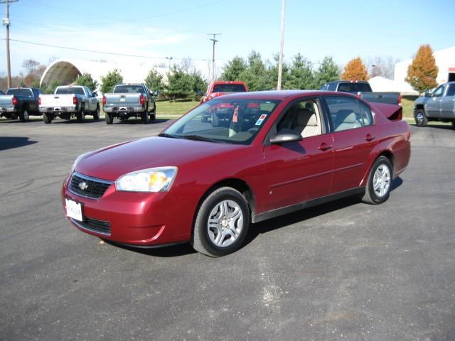 Chevrolet Malibu 4dr 112 Sedan