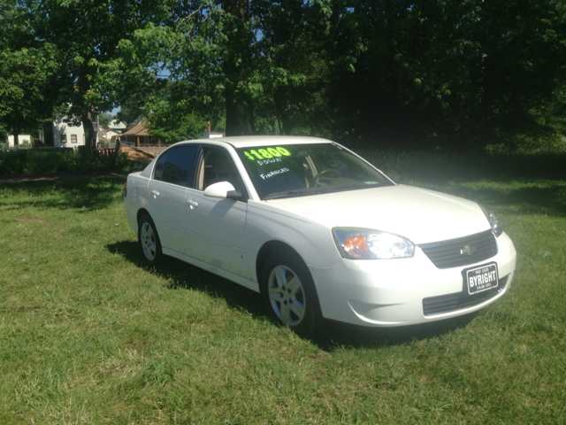 Chevrolet Malibu 4dr Sdn I4 CVT 2.5 Sedan Sedan