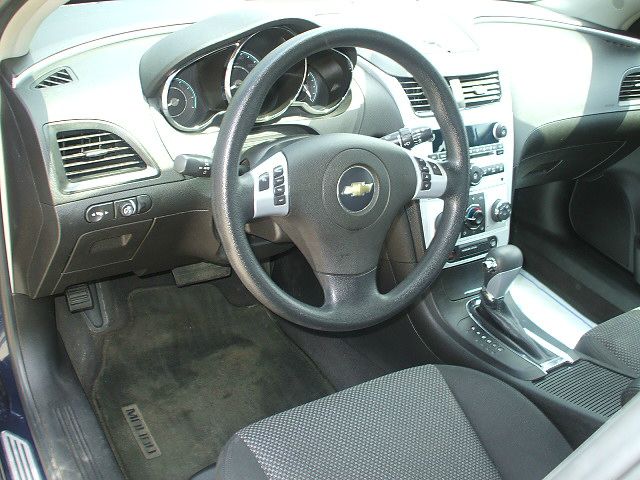 Chevrolet Malibu 2008 photo 2