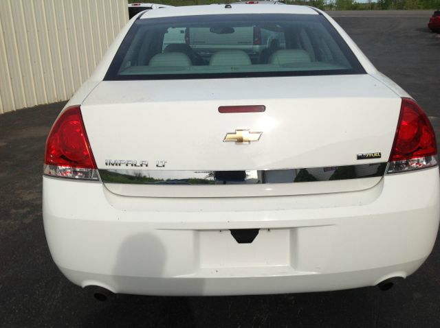 Chevrolet Malibu 2008 photo 2