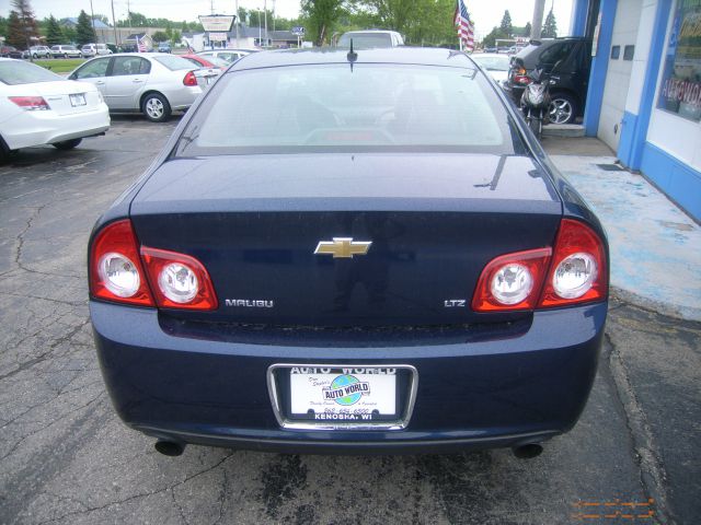 Chevrolet Malibu 2008 photo 12