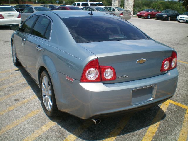 Chevrolet Malibu 2009 photo 3