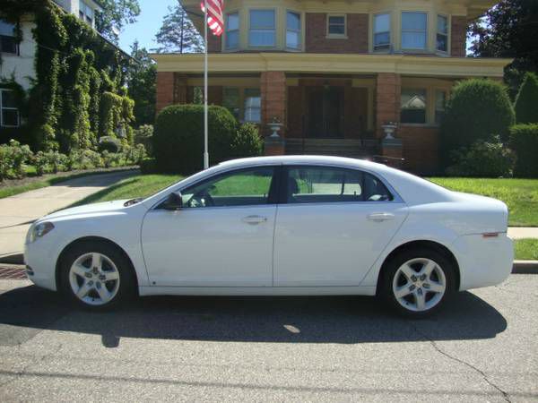 Chevrolet Malibu 2009 photo 4