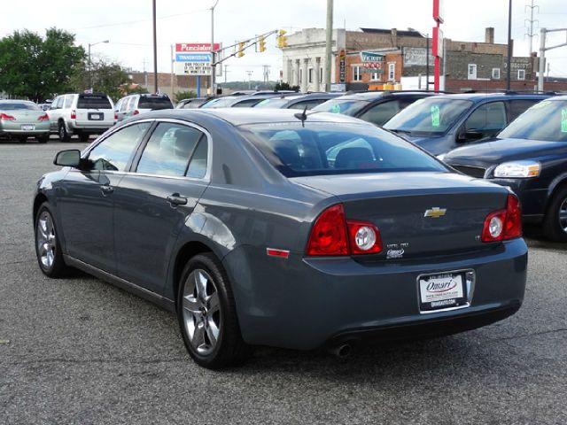 Chevrolet Malibu 4dr Sdn I4 CVT 2.5 Sedan Sedan