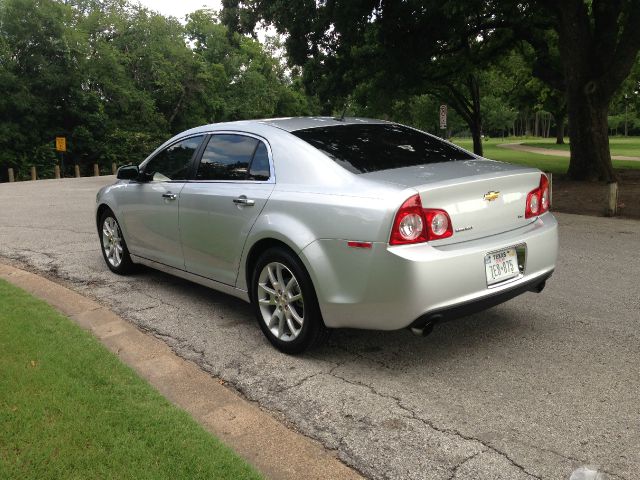 Chevrolet Malibu 2009 photo 2