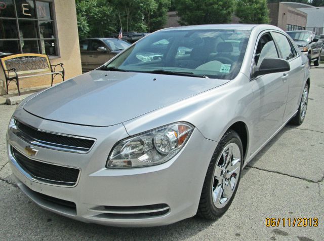 Chevrolet Malibu 2009 photo 3