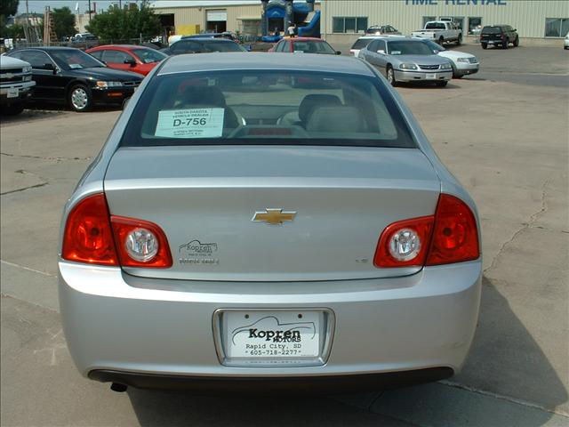 Chevrolet Malibu 2009 photo 3