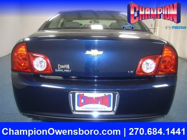 Chevrolet Malibu 2009 photo 3