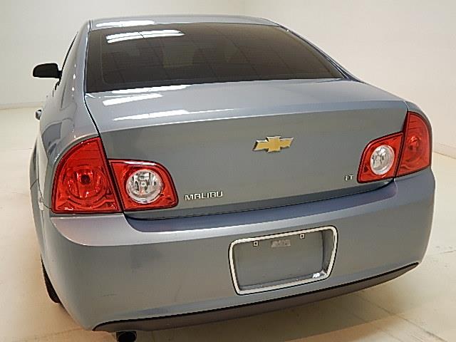 Chevrolet Malibu 2009 photo 4