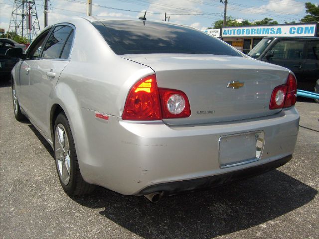 Chevrolet Malibu 2009 photo 2