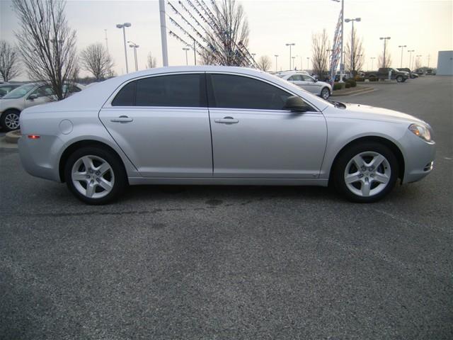 Chevrolet Malibu 2009 photo 1